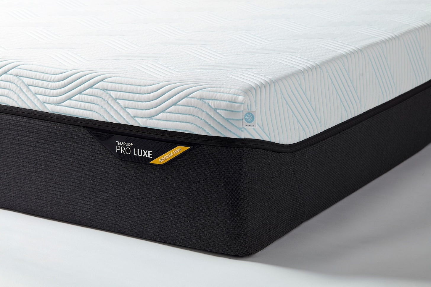 Dyshek Tempur Pro® Luxe SmartCool™ Medium Firm